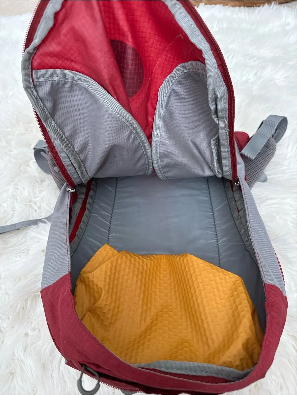 OSPREY Red and Gray Men’s Backpack